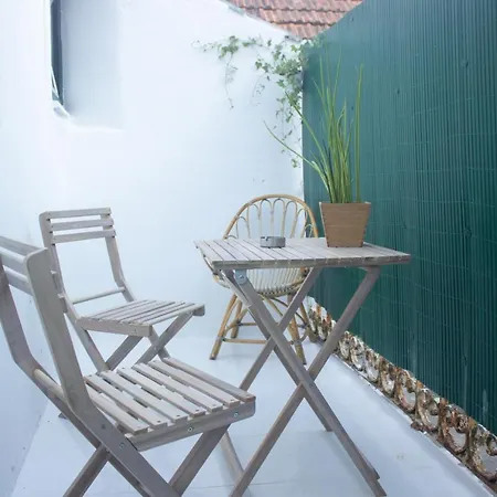 Konukevi Ponto De Abrigo