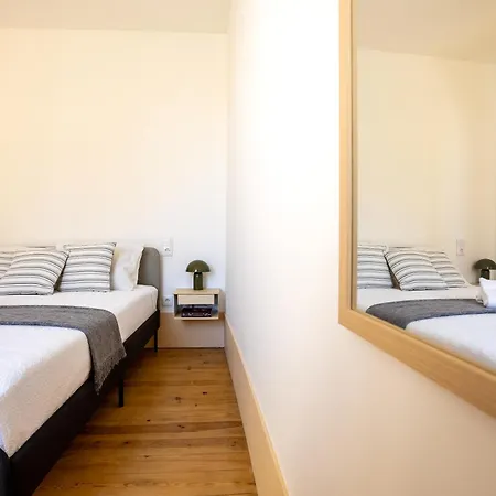 Sleep In Centre - Old Town