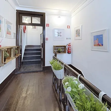 Konukevi Ponto De Abrigo *